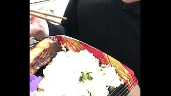 How long to grill salmon in foil
