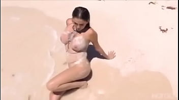 Geovana celia pelada