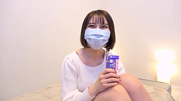 听着小曲操着小逼