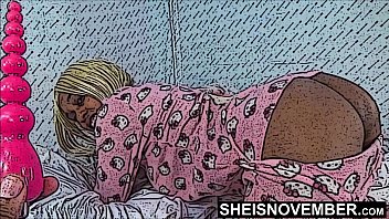 Squeezing girl butt hentai anime