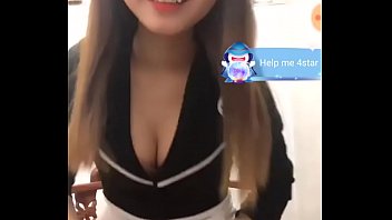 Gai xinh việt nam cởi quần áo
