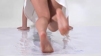 Highhardcorenudes barefoot