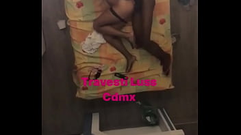 Travesti fode hetero