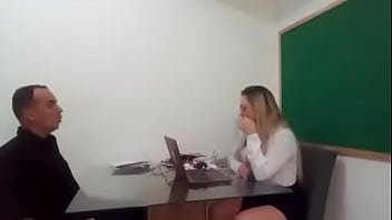 Diretora dar pra funcionario na escola Meira de Vasconcelos