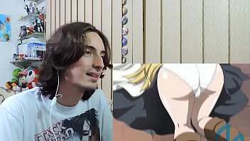 Gostosa no espelho assistindo enquanto é tomada sem descanso