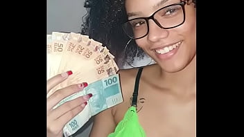 Novinha mamando dentro do palio sp ss