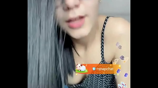+sofimanassyan nipple slip