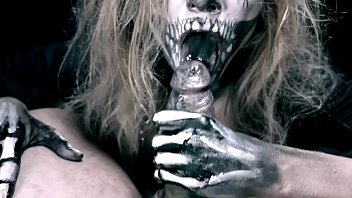 Bludu horror girl