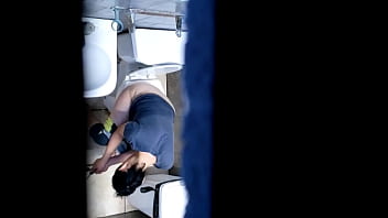 Nude peeing women