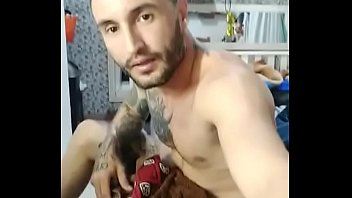 Allan comendo gay