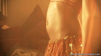 Tigresa del oriente nude