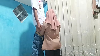 Hijab guru ngentot