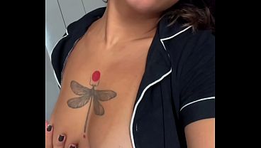 Atrevidaa breasts naked