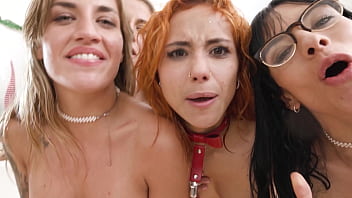 Sasha curves Christmas vibrator