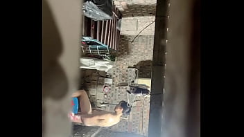 Quay lén ở hồ bơi gái tắm