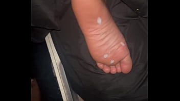 Cum on feet