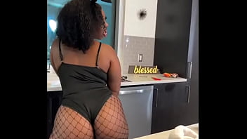 Naughty nichelle booty