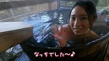 Japan onsen girl mastrubate leak