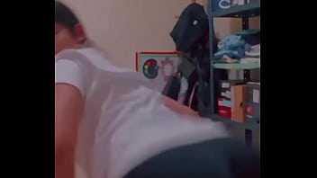 Sofia santino dançando polly