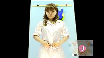 偷拍美女换衣服