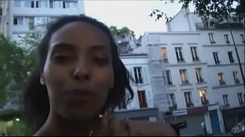 Parisienne visite cité de France