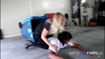Guy licks k9 pussy