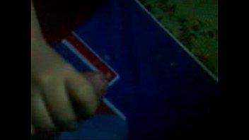 Cewe indo berak
