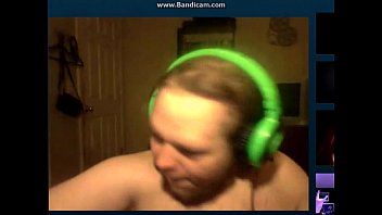 Silvester naked party